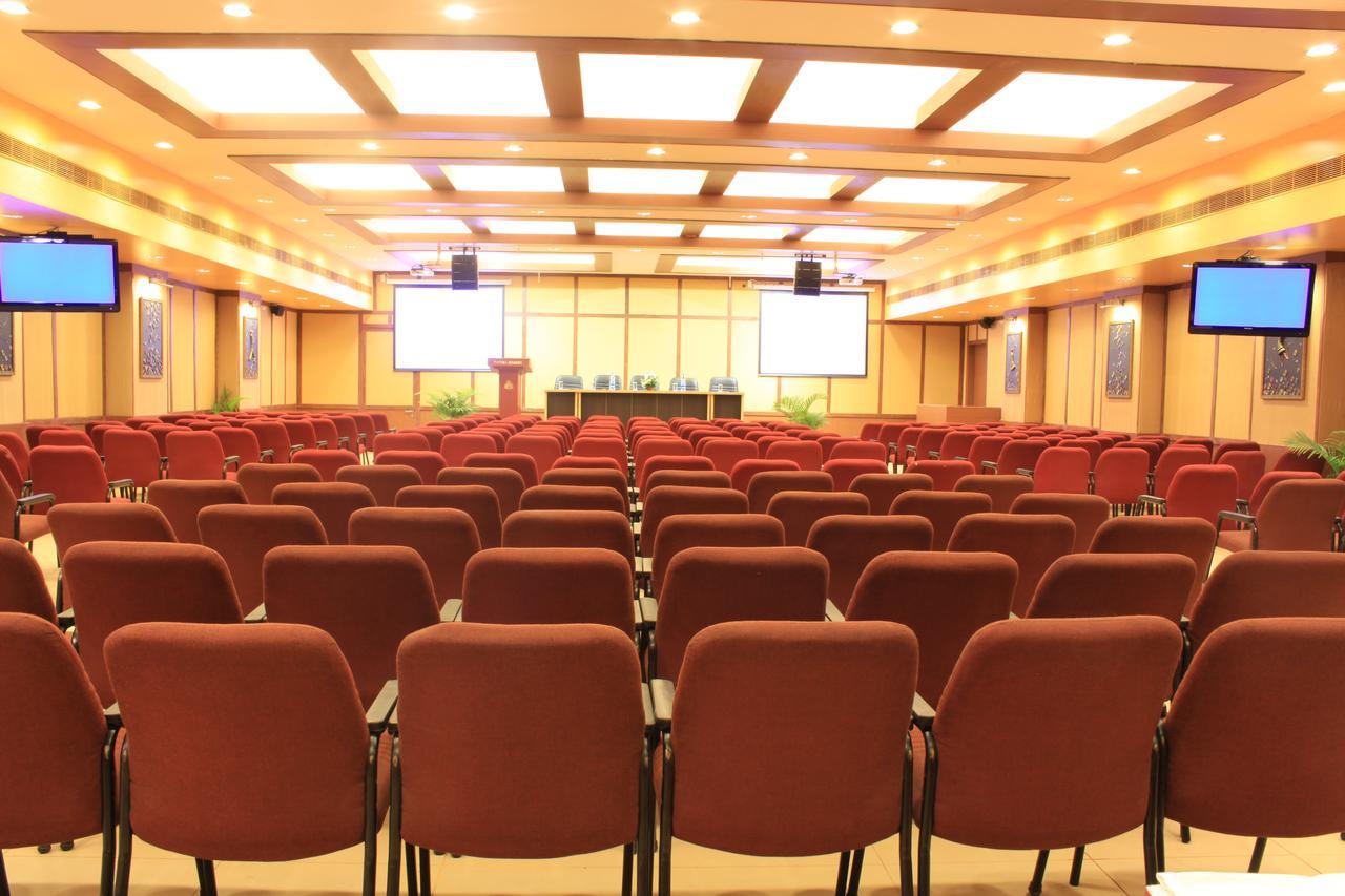 Hotel The Grand Regent Coimbatore Esterno foto